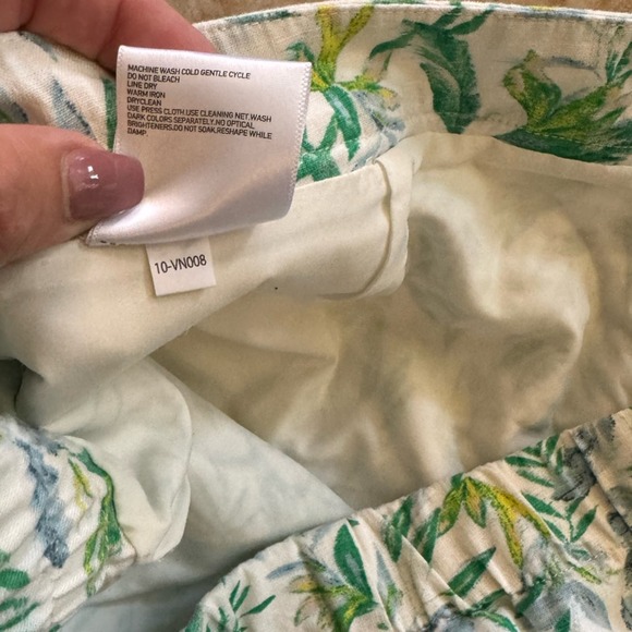 Uniqlo women’s off white floral print Linen Blend Skort size XL - Picture 7 of 7